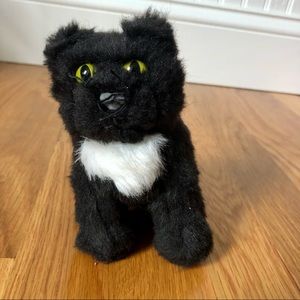 AG: Caroline Abbott Pet Cat Inkpot. Retired from Historical Collection.